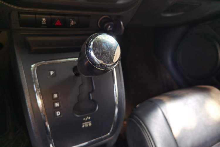 Used Jeep Compass 2012 2.4L four-wheel-drive sport version