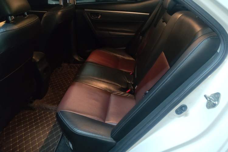 Used Toyota Corolla 2018 Dual-Engine 1.8L E-CVT Smart Edition