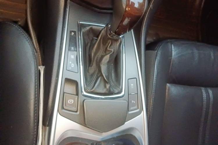 Used Cadillac SRX 2011 3.0L Flagship Edition