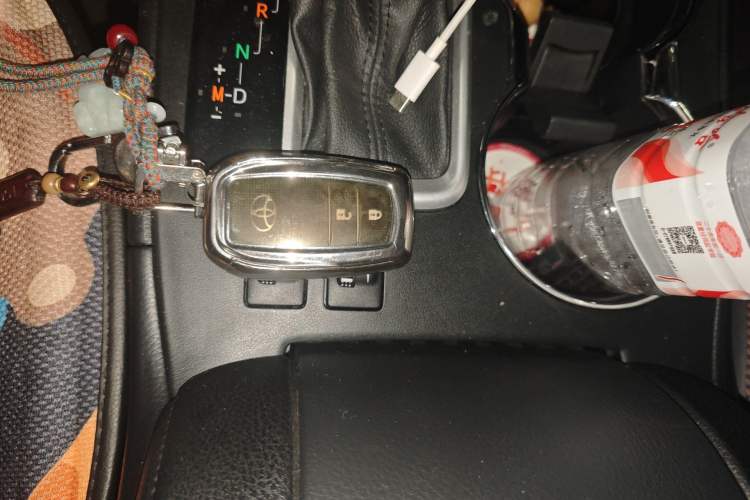 Used Toyota Highlander 2021 2.0T Four-Wheel Drive Luxury Edition 7 Seats Vehicle Key