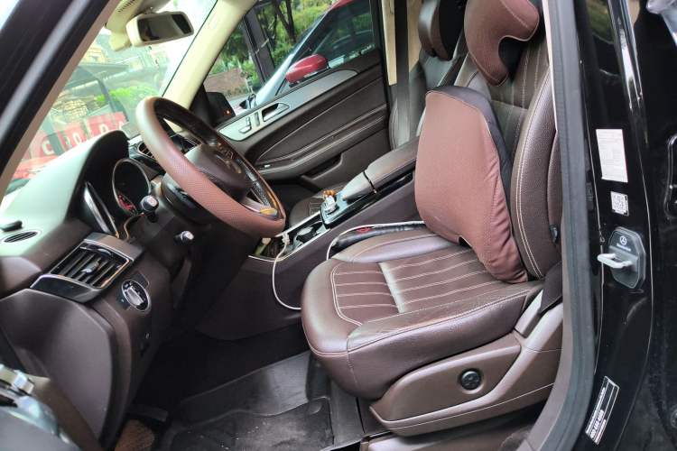 Used Mercedes-Benz GLE 2016 GLE 300 d 4MATIC
