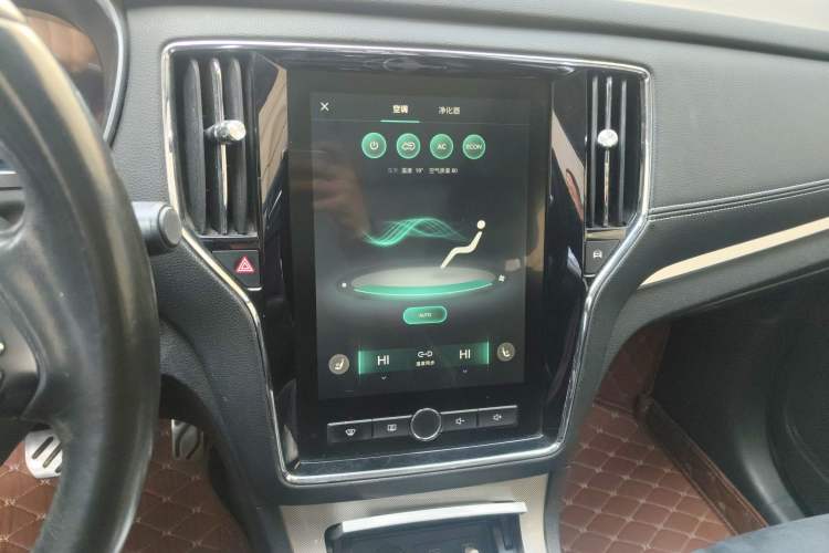 Used Roewe RX5 New Energy 2017 ERX5 EV400 Electric Internet Supreme Edition
