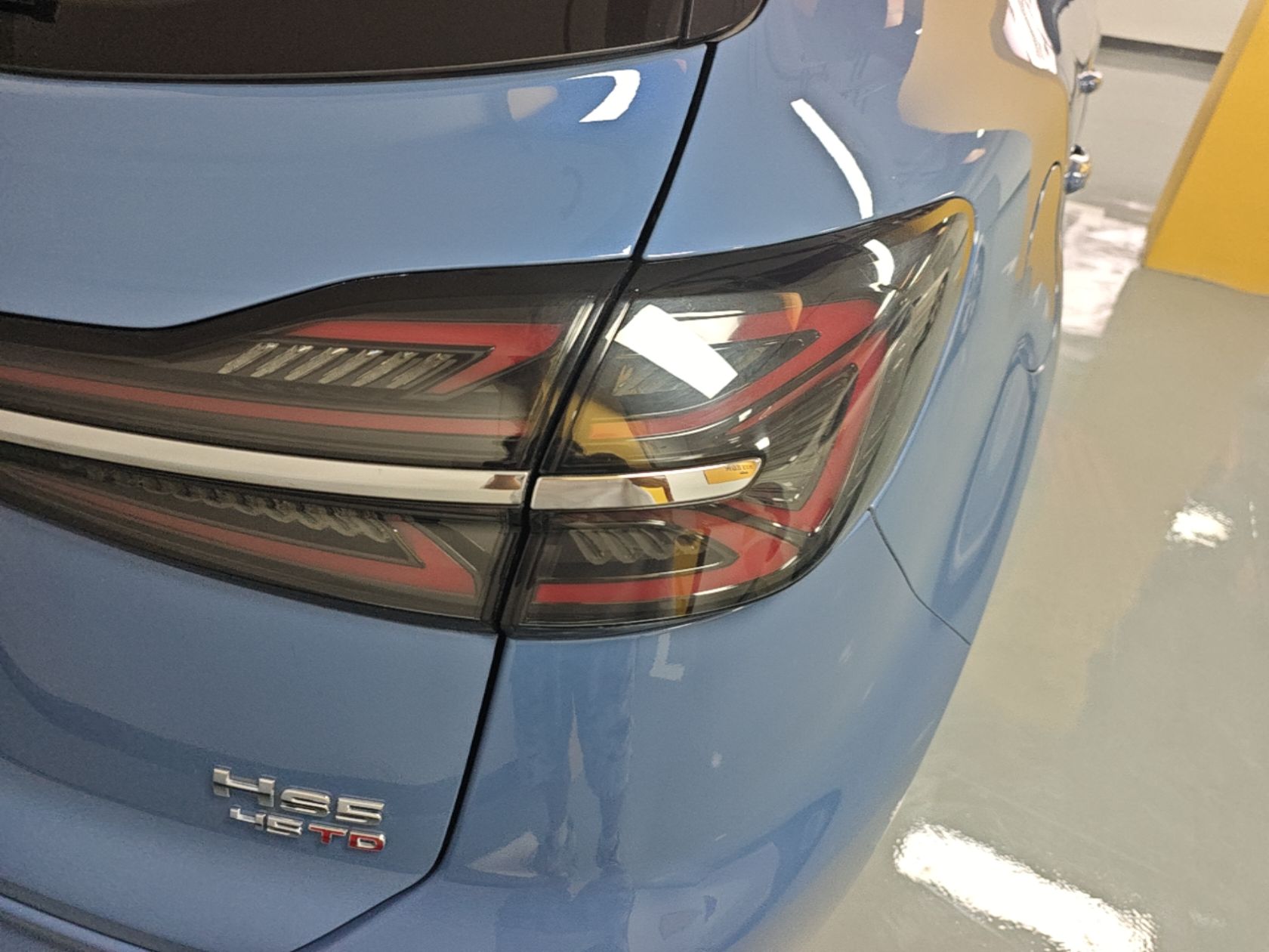 Hongqi HS5 2023 2.0T Four-Wheel Drive Flagship Pro Edition - Chinese Trim Ling — снимка 9
