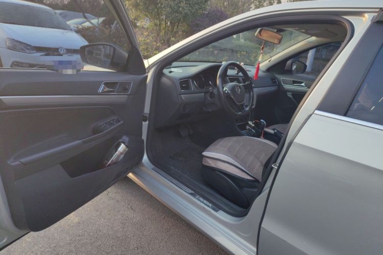 Used Volkswagen Lavida 2015 1.6L Automatic Comfort Edition Driver Seat