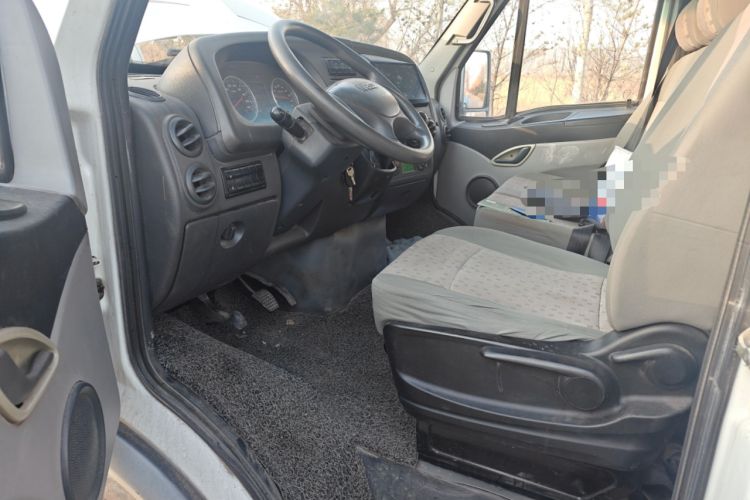 Used Iveco Power Daily 2017 2.8T Prestige V39 Van High Roof Model 43S5
