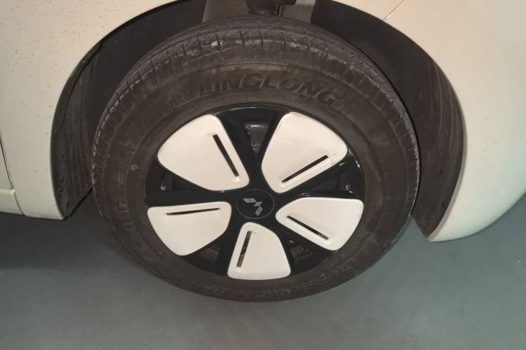 Used Wuling Hongguang MINIEV 2025 Four-Door Version Advanced Edition
