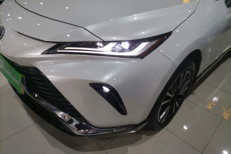 Used Toyota Venza 2023 2.0L CVT Two-Wheel Drive Prestige Version
