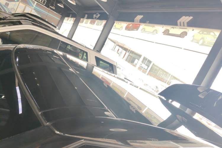 Used Land Rover Range Evoque 2018 240 PS SE Smart Brilliance Edition