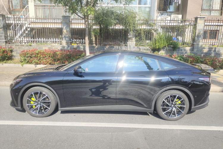 Used ARCFOX Alpha S5 2025 560MAX 185kW
