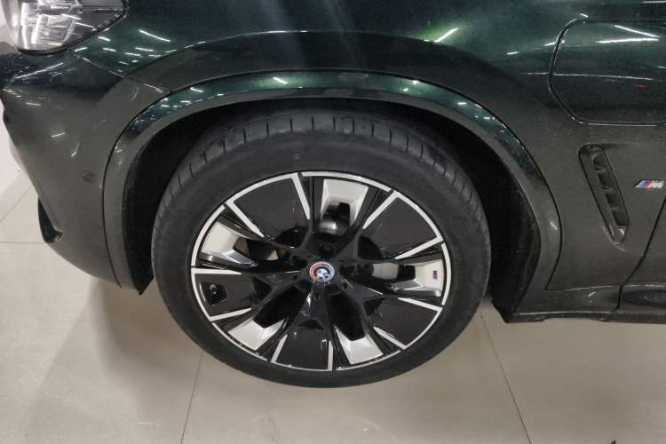 Used BMW iX3 2023 Leading Type
