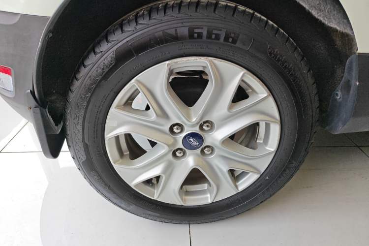 Used Ford EcoSport 2013 1.5L Automatic Fashion Model
