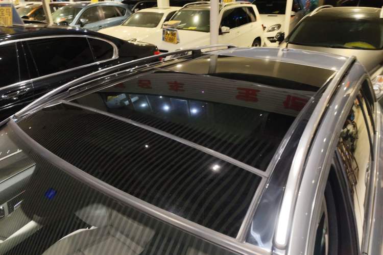 Used Mercedes-Benz C-Class 2011 C 200 Fashion Travel Edition