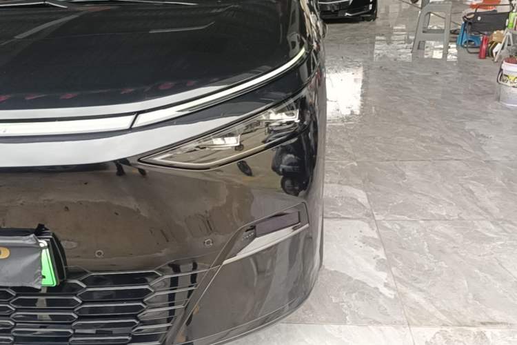 Used XPeng X9 2024 702 Ultra-Long Range Max