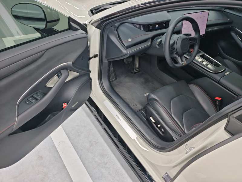 Used Xiaomi Auto SU7 2024 Rear-Drive Long-Range Intelligent Driving Version — 15