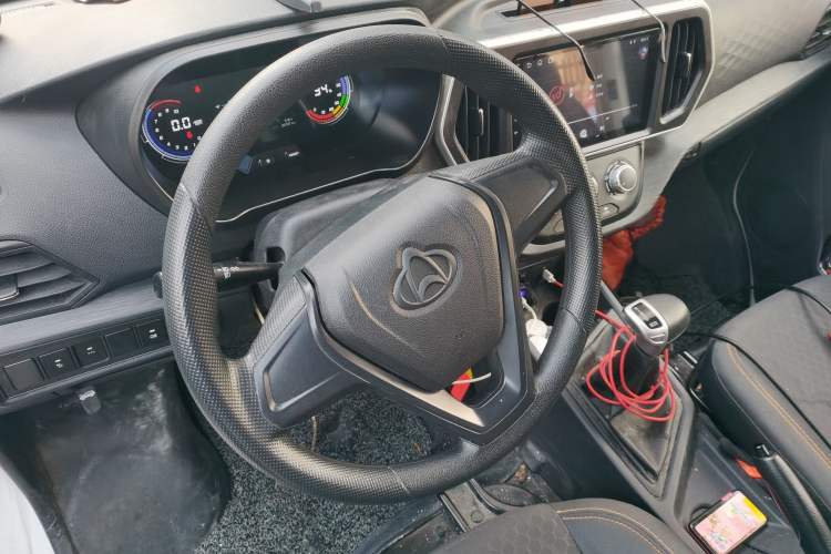 Used CHANGAN KAICHENG Ruixing EM80 2023 Side-Hinged 5-Seater Comfort Version 38.7 kWh