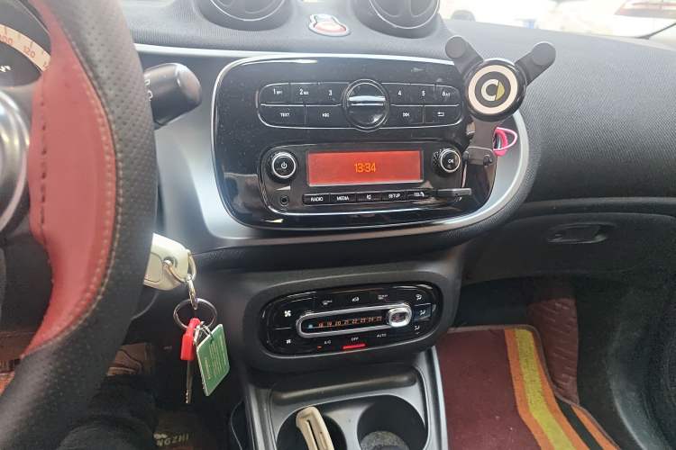 Used smart forfour 2016 1.0L 52 kW Passion Edition