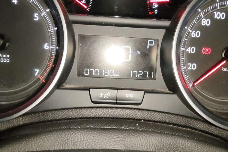 Used Peugeot 408 2018 350THP Automatic Luxury Edition Odometer Close Up