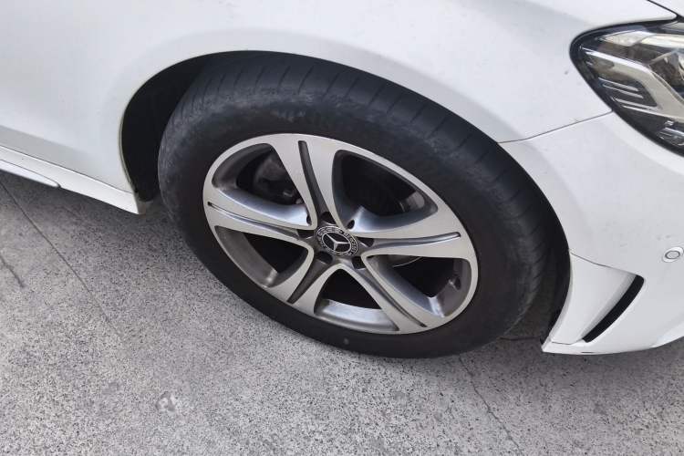 Used Mercedes-Benz C-Class 2021 C 260 L Sport Edition Right Front Wheel Hub