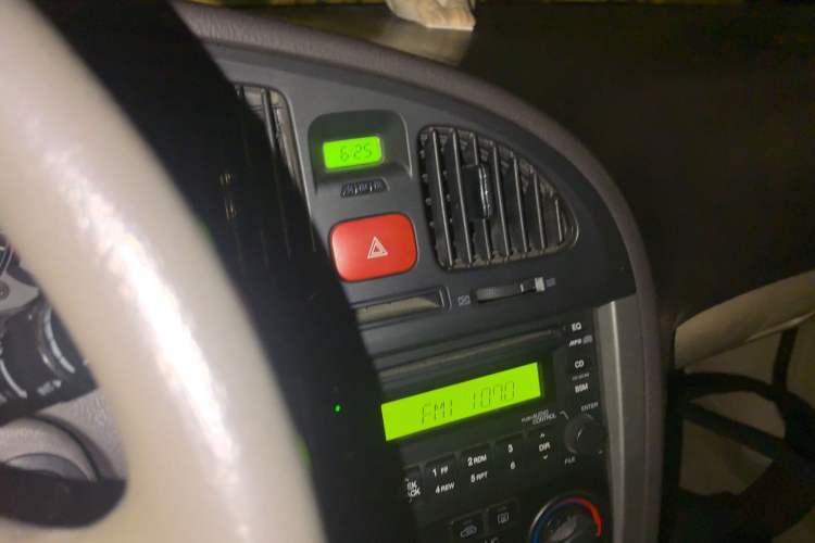 Used Hyundai Elantra 2011 1.6L Manual Comfort Version
