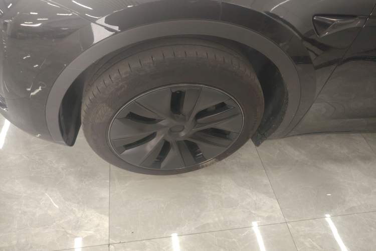 Used Tesla Model Y 2023 Rear-Wheel-Drive Version