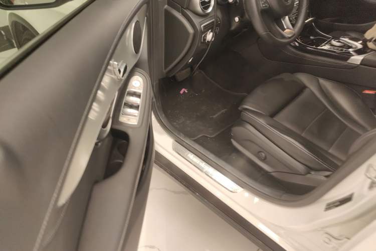 Used Mercedes-Benz GLC 2016 GLC 200 4MATIC
