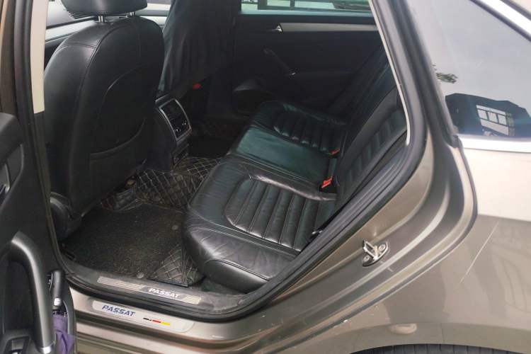 Used Volkswagen Passat 2014 2.0 TSI DSG Prestige Navigation Edition