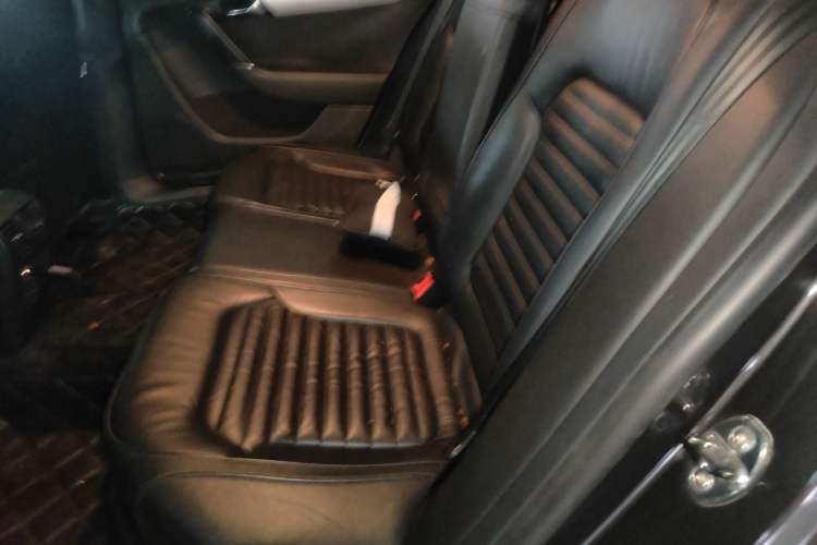 Used Volkswagen Magotan 2013 1.8TSI Premier Model