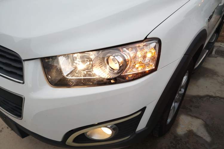 Used Chevrolet Captiva 2015 2.4L Two-Wheel Drive Urban Version 5 Seats