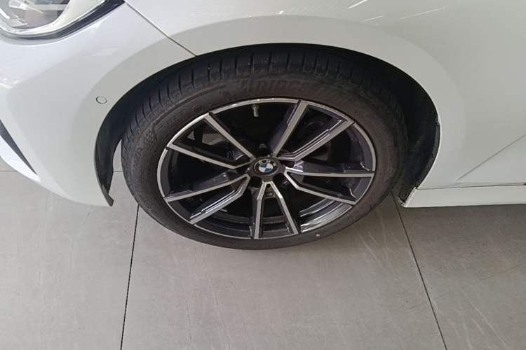 Used BMW 3 Series 2021 Restyled 325Li M Sport Package
