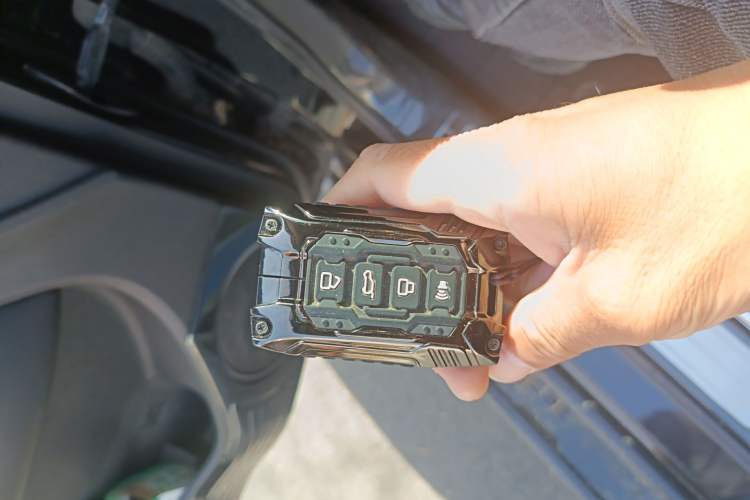 Used Tank 300 2021 Off-Road Edition 2.0T Conqueror Vehicle Key