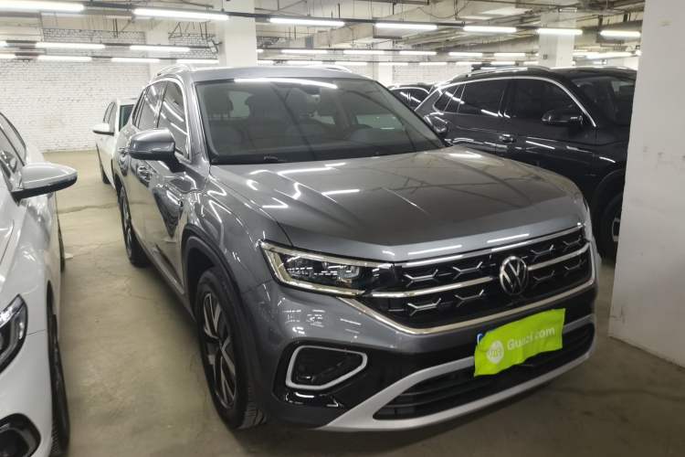 Used Volkswagen Tayron 2023 280TSI Two-Wheel-Drive Luxury Plus Advanced Version Front Right 45 Deg