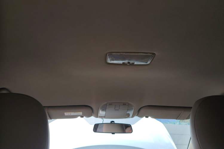 Used Toyota Corolla 2011 1.6L Manual GL Headliner