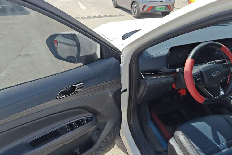 Used Ford Equator Sport 2023 EcoBoost 170 Premier Edition Driver Seat