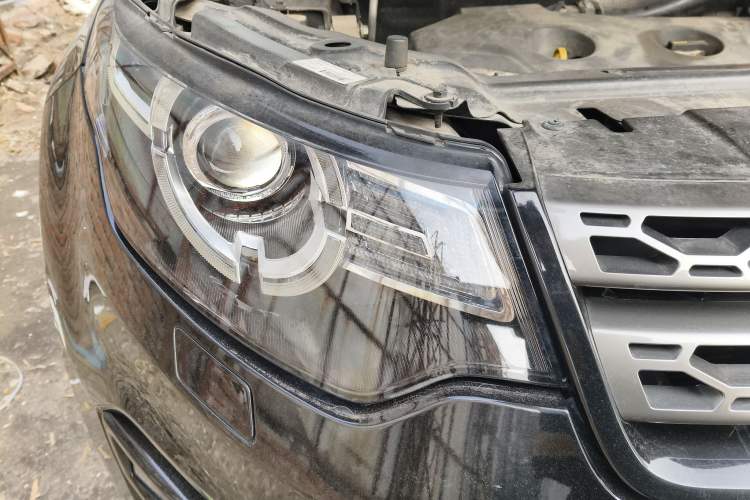 Used Land Rover Discovery Sport 2017 2.0T SE
