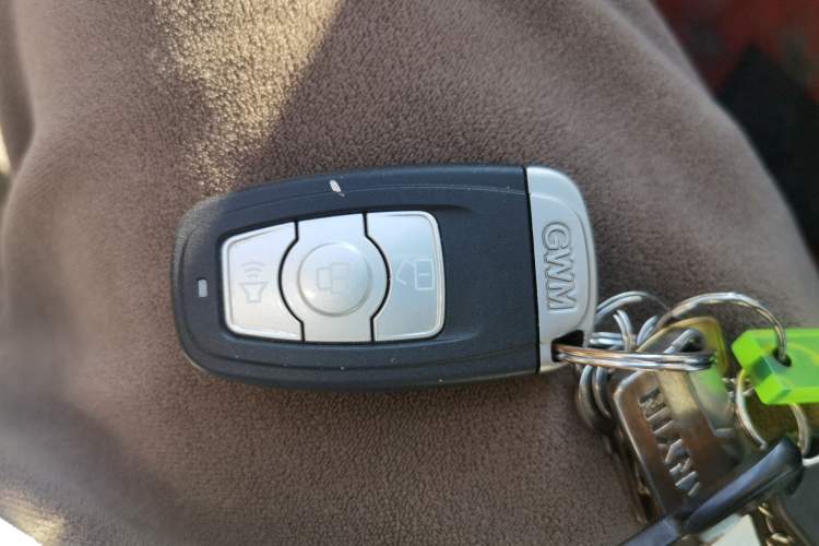 Used Haval H6 2014 Upgraded Model 1.5T Manual Two-Wheel Drive Elite Version Vehicle Key