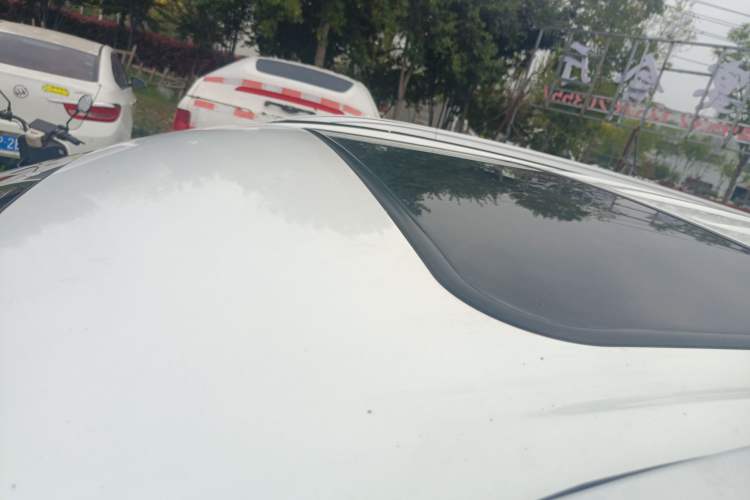 Used Dongfeng Fengon 580 2017 Revised Version 1.5T CVT Luxury Edition Roof