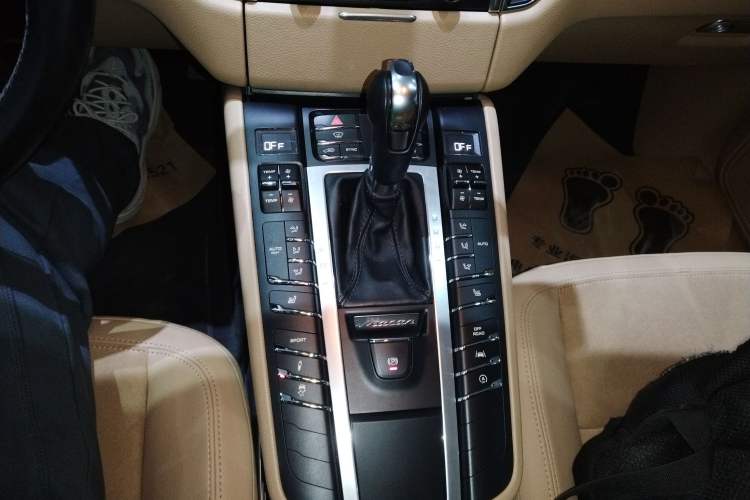 Used Porsche Macan 2017 Macan 2.0T