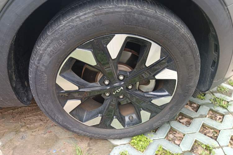 Used Kia Sportage (Chinese Domestic Model) 2023 2.0T Two-Wheel-Drive Prestige Edition
