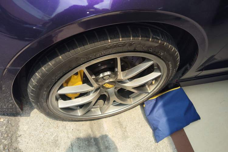 Used Audi A3 2019 Limousine 40 TFSI Sport Version China V Emission Standard Left Front Wheel Hub