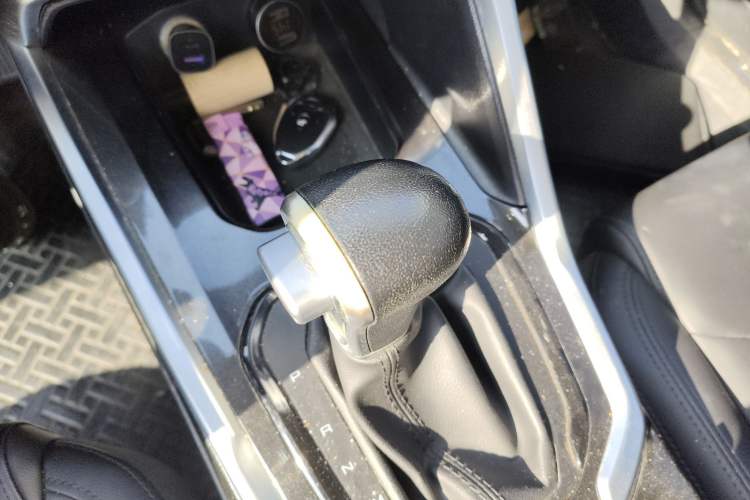 Used Haval H6 2017 Blue Label 1.5T Automatic Two-Wheel Drive ZhiShang Model