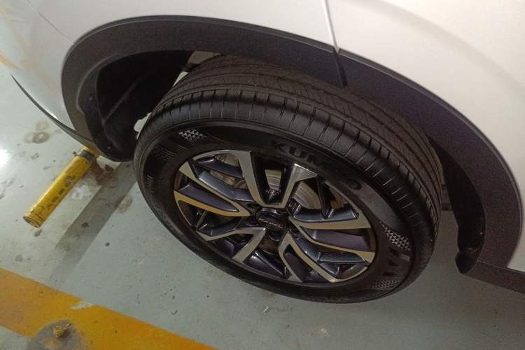 Used Haval H6 2022 3rd Generation 1.5T Automatic Two-Wheel Drive Max Right Rear Wheel Hub