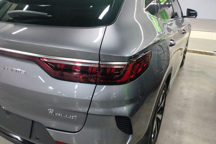 Used BYD Song PLUS New Energy 2021 DM-i 110KM Flagship PLUS Right Rear Taillight