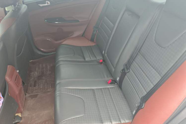 Used BYD Surui 2015 1.5L Manual Luxury Model Left Rear Seat