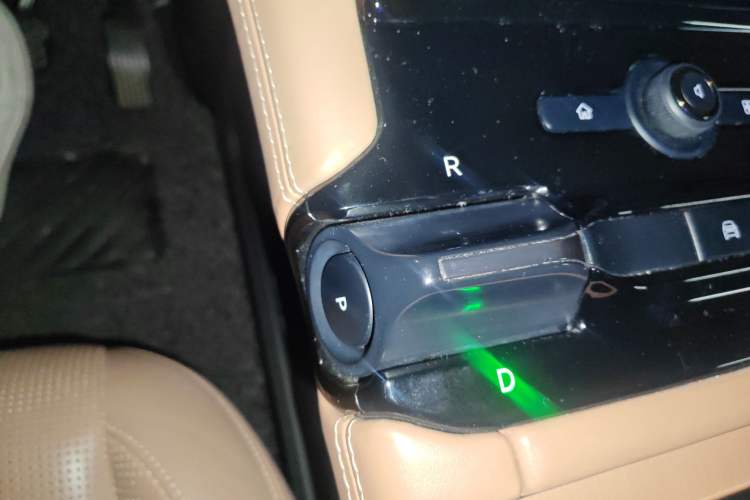 Used Nio ES8 2018 355 km Base Version 7-Seater Edition