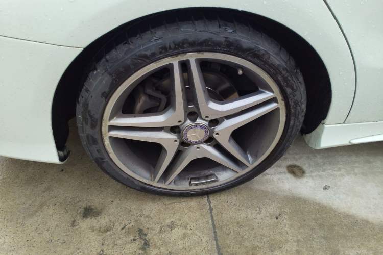 Used Mercedes-Benz CLA 2016 CLA 220 4MATIC Right Rear Wheel Hub