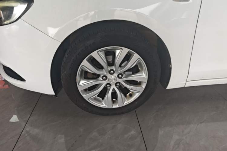 Used Buick GT 2018 15T Dual-Clutch Elite Model China V Standard
