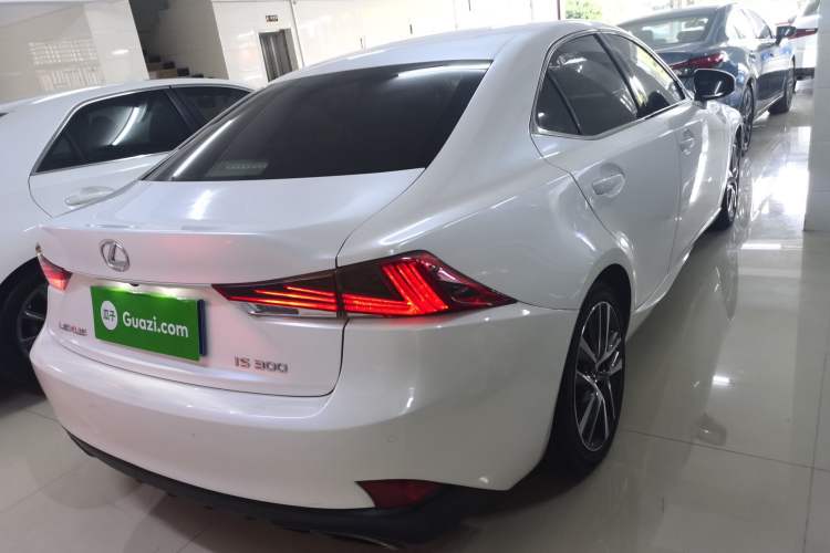 Used Lexus IS 2017 300 FENGSHANG Edition
