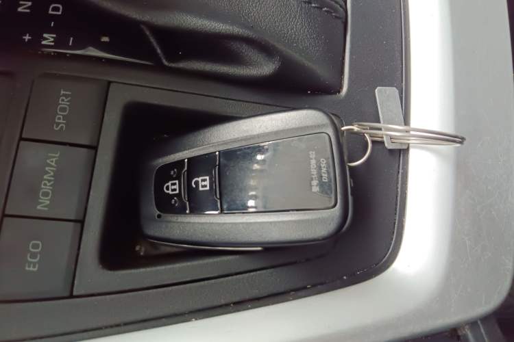 Used Toyota Wildlander 2022 2.0L CVT Two-Wheel Drive Luxury PLUS Edition