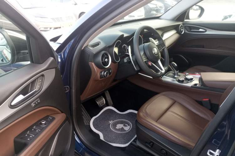 Used Alfa Romeo Stelvio 2019 2.0T 280HP Black Package Limited Edition