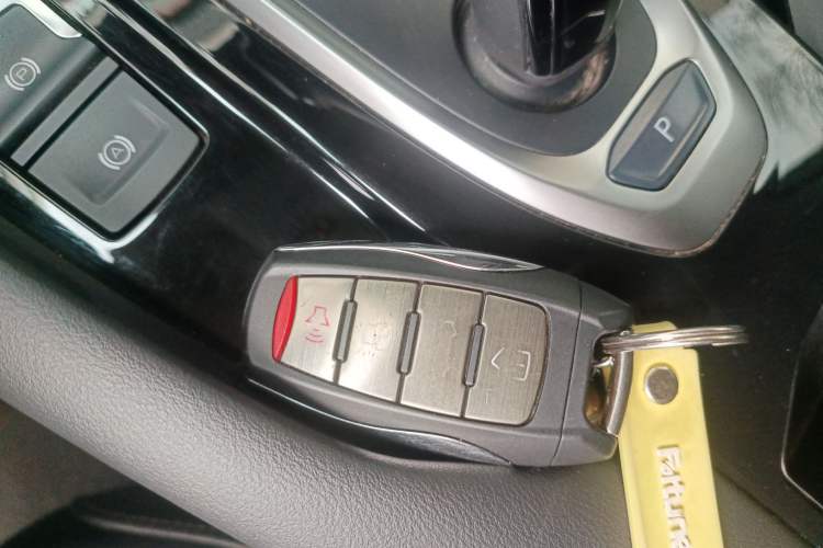 Used Haval F7x 2021 2.0T All-Wheel-Drive Intelligent Performance Version Vehicle Key